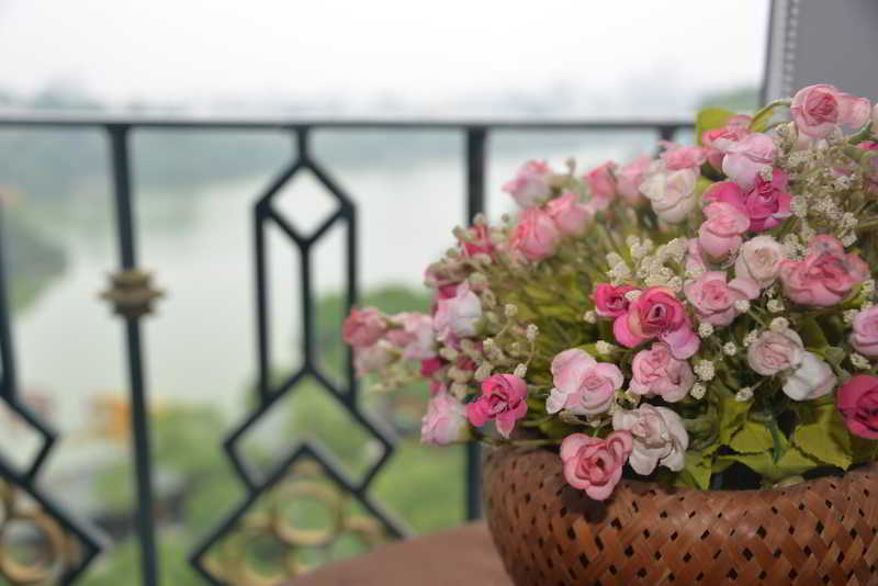 Lakeside Palace Hotel Hanoi Eksteriør billede